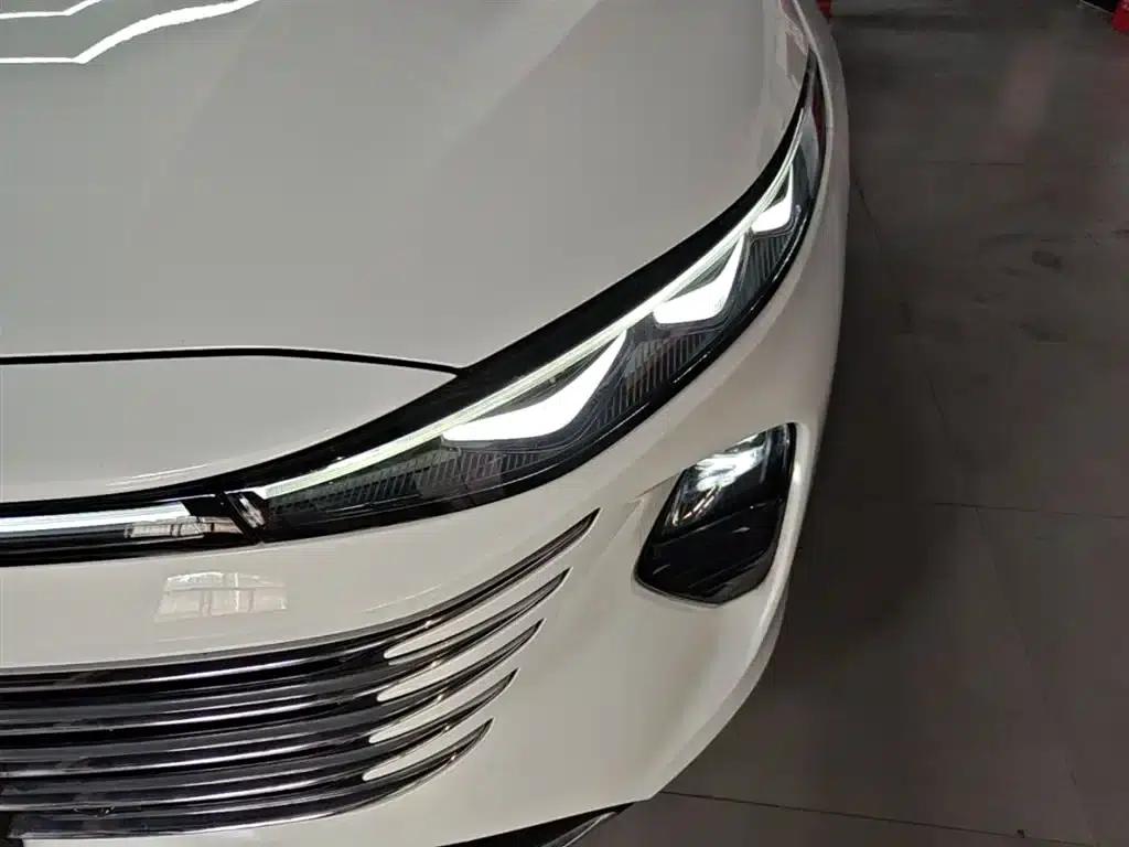 Bestune B70 2024 Dragon Edition 1.5T Leading Model — миниатюра 24