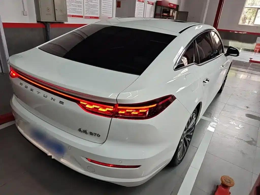 Bestune B70 2024 Dragon Edition 1.5T Leading Model — миниатюра 7
