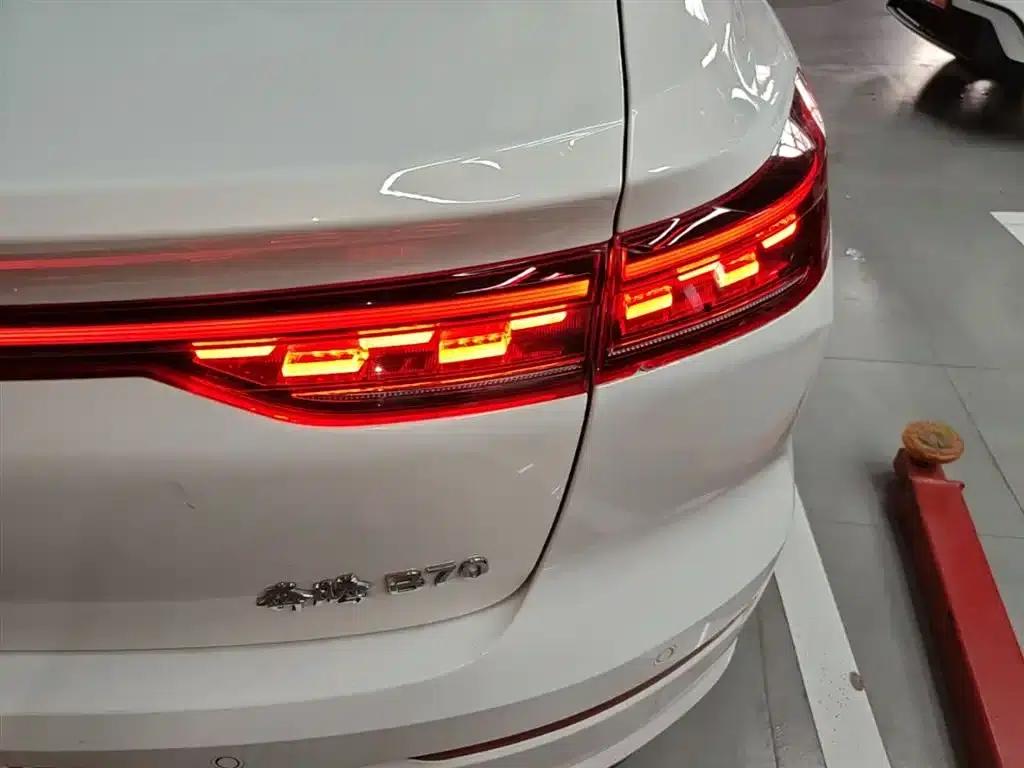 Bestune B70 2024 Dragon Edition 1.5T Leading Model — миниатюра 8
