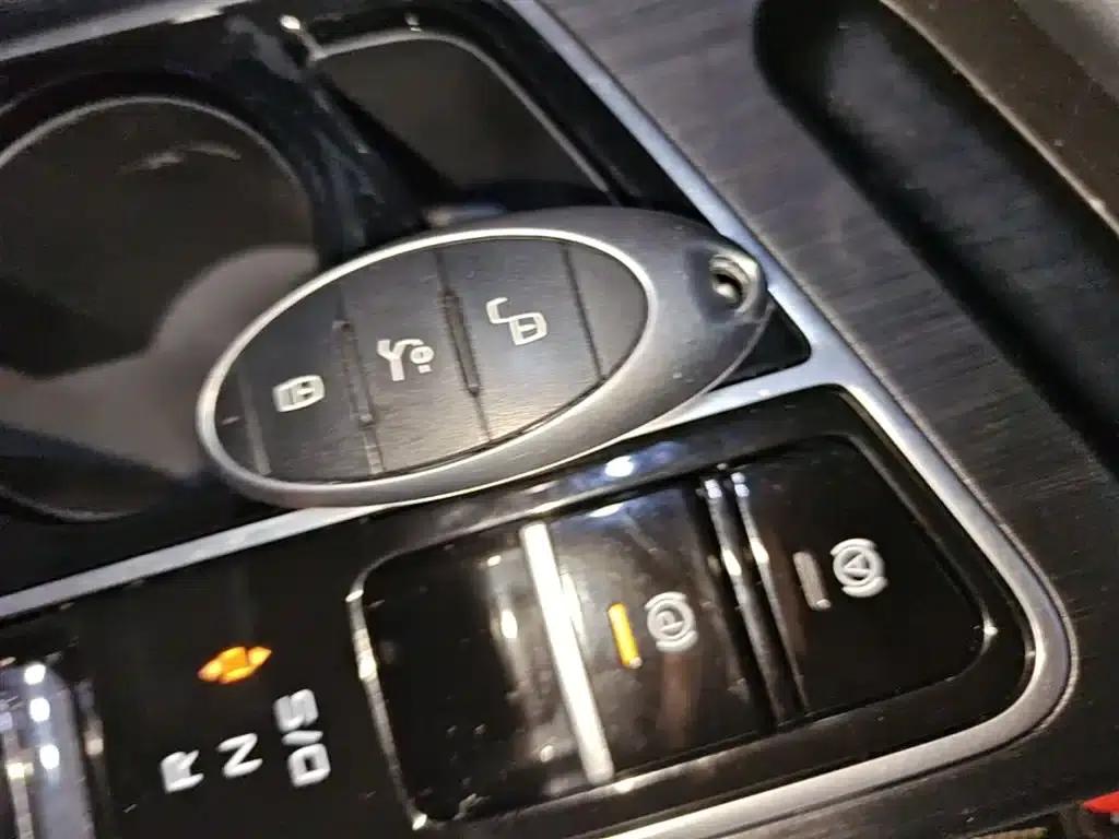 Bestune B70 2024 Dragon Edition 1.5T Leading Model — миниатюра 9