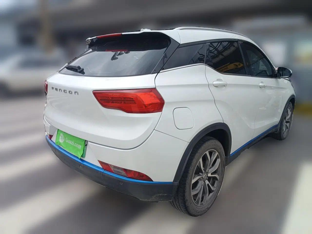 Dongfeng Fengon E3 2019 EVR Extended-Range Luxury Model — миниатюра 6