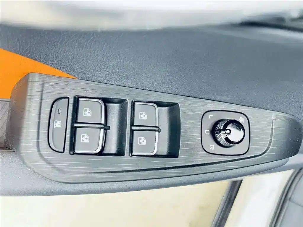 Bestune NAT 2023 PRO Enjoy Travel Edition 425km — миниатюра 13