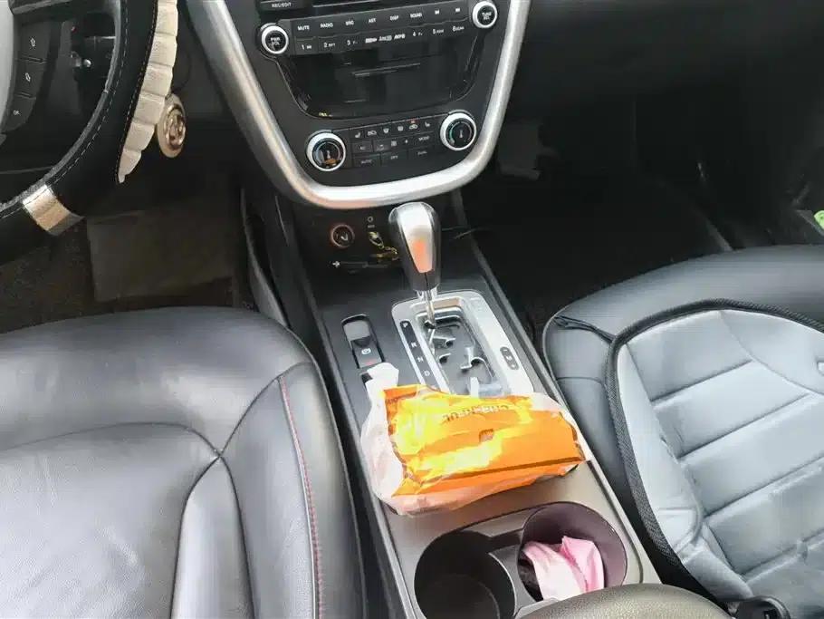 Besturn X80 2013 2.0L Automatic Luxury Edition — миниатюра 16