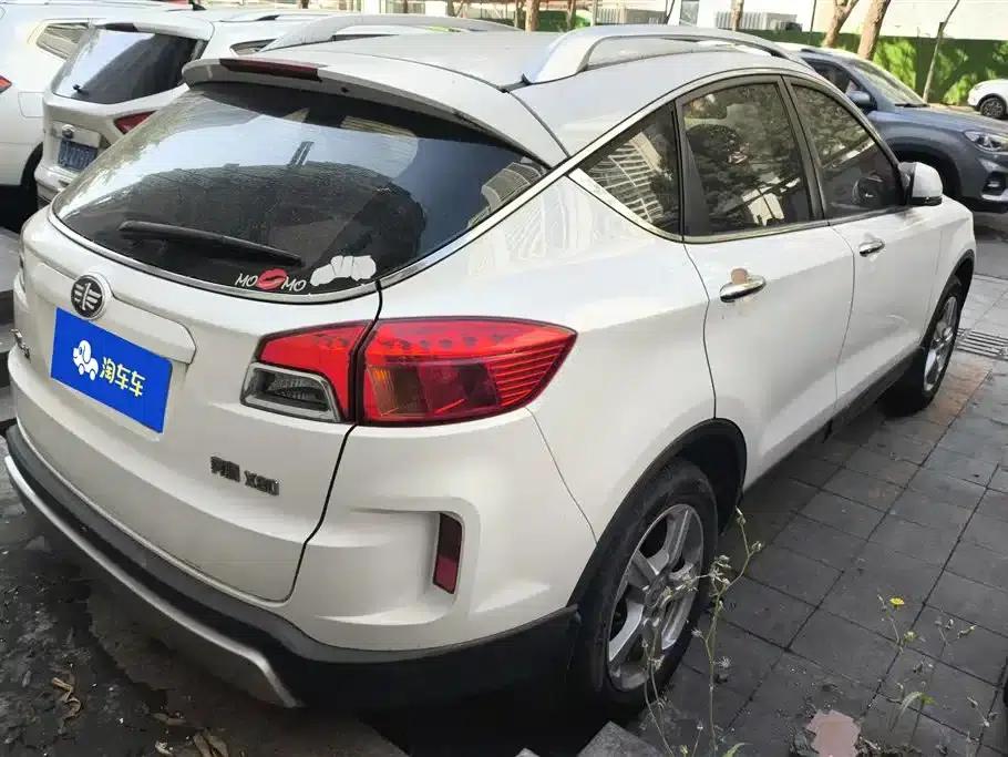 Besturn X80 2013 2.0L Automatic Luxury Edition — миниатюра 3