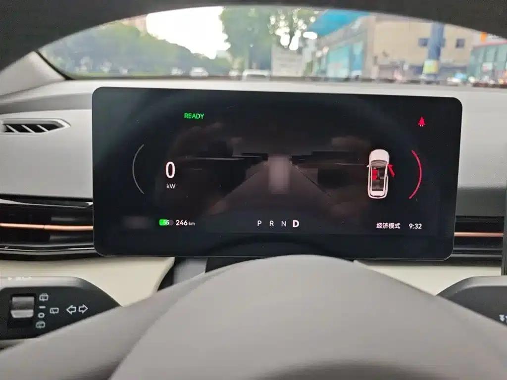 Joyful Edition 2025 model, 445km range — миниатюра 4