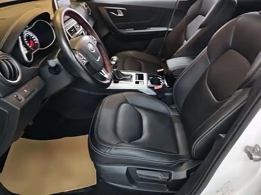 Bestune X40 2019 1.6L Automatic Luxury Edition (National V Emission Standard) — миниатюра 15