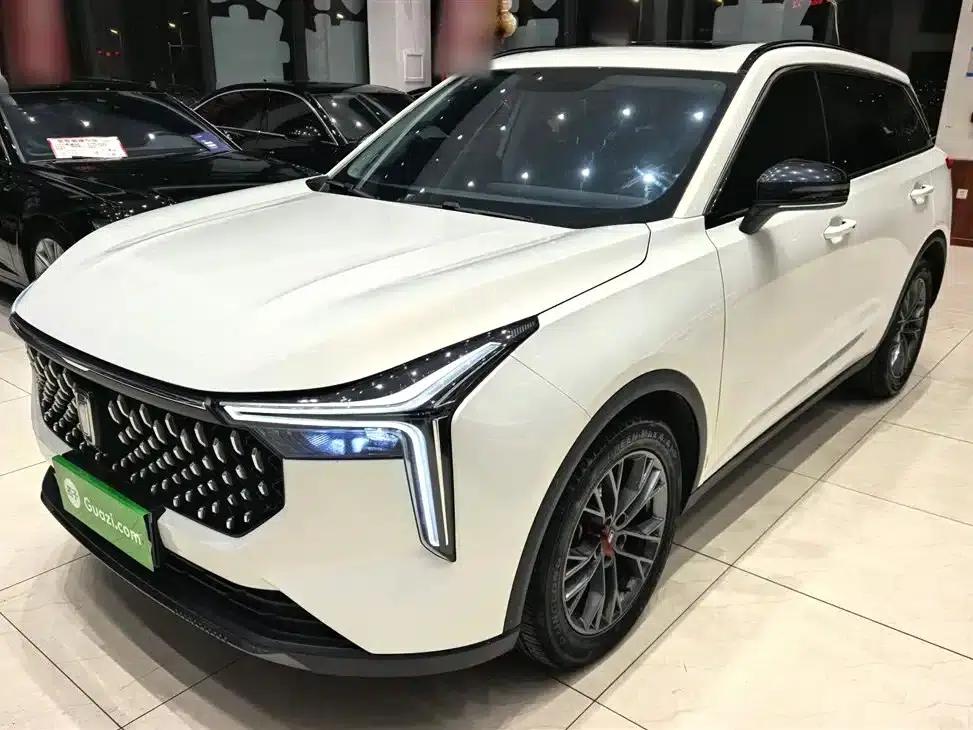 Bestune T55 2023 1.5T Automatic Leap Forward Edition — миниатюра 2