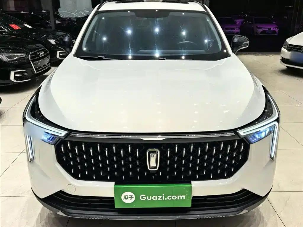 Bestune T55 2023 1.5T Automatic Leap Forward Edition — миниатюра 6