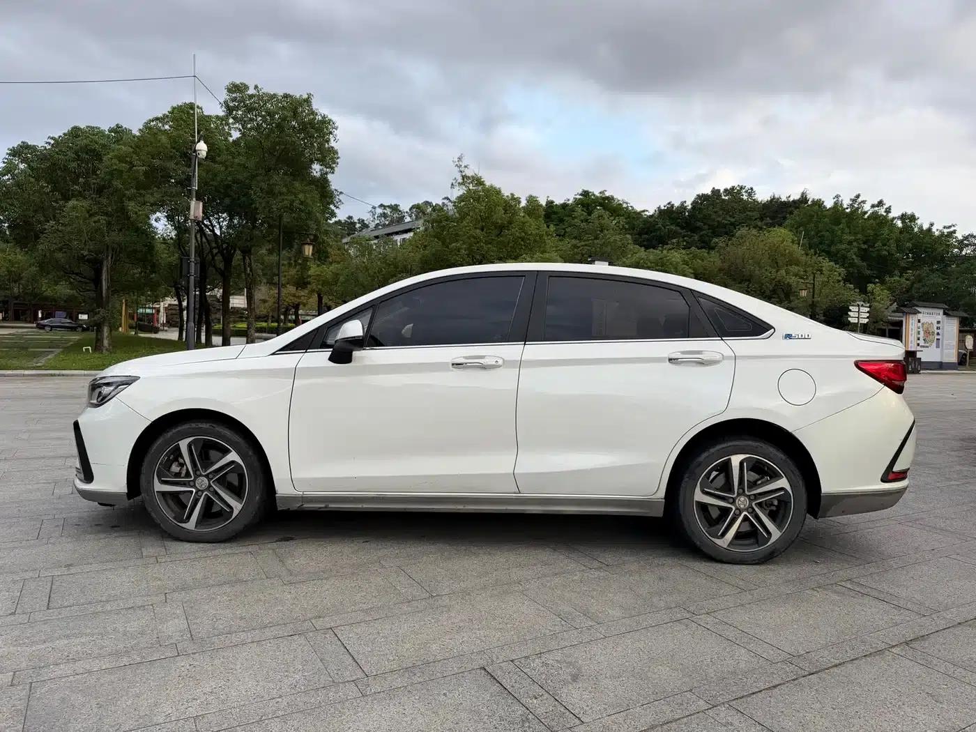 Beijing EU5 2019 R500 Smart Wind Edition — миниатюра 12