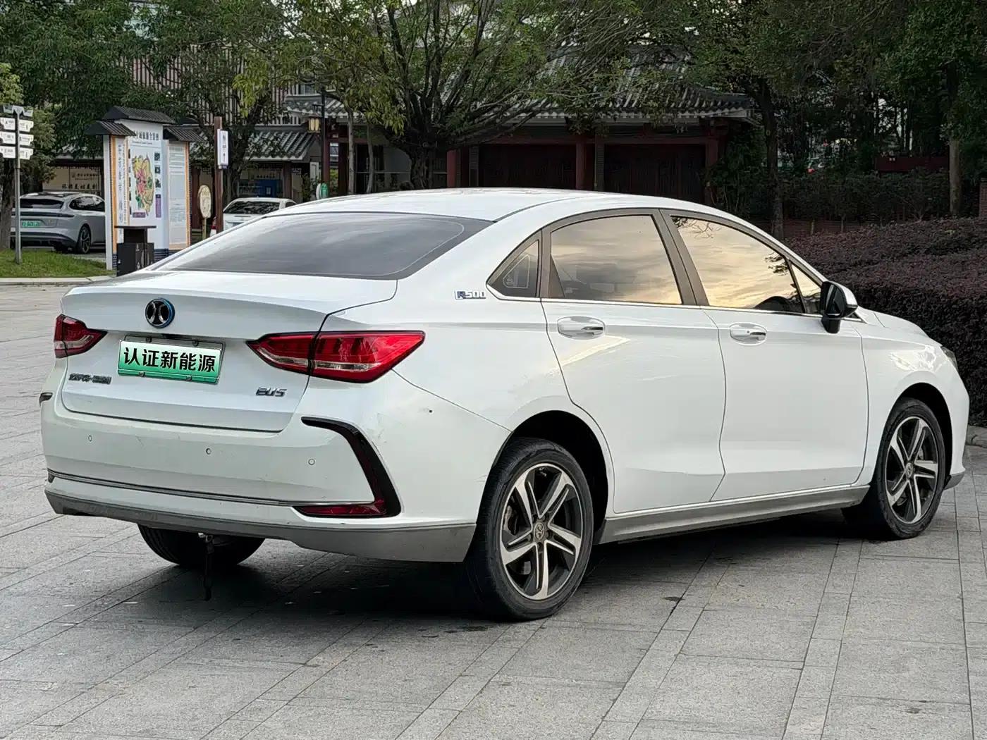 Beijing EU5 2019 R500 Smart Wind Edition — миниатюра 13