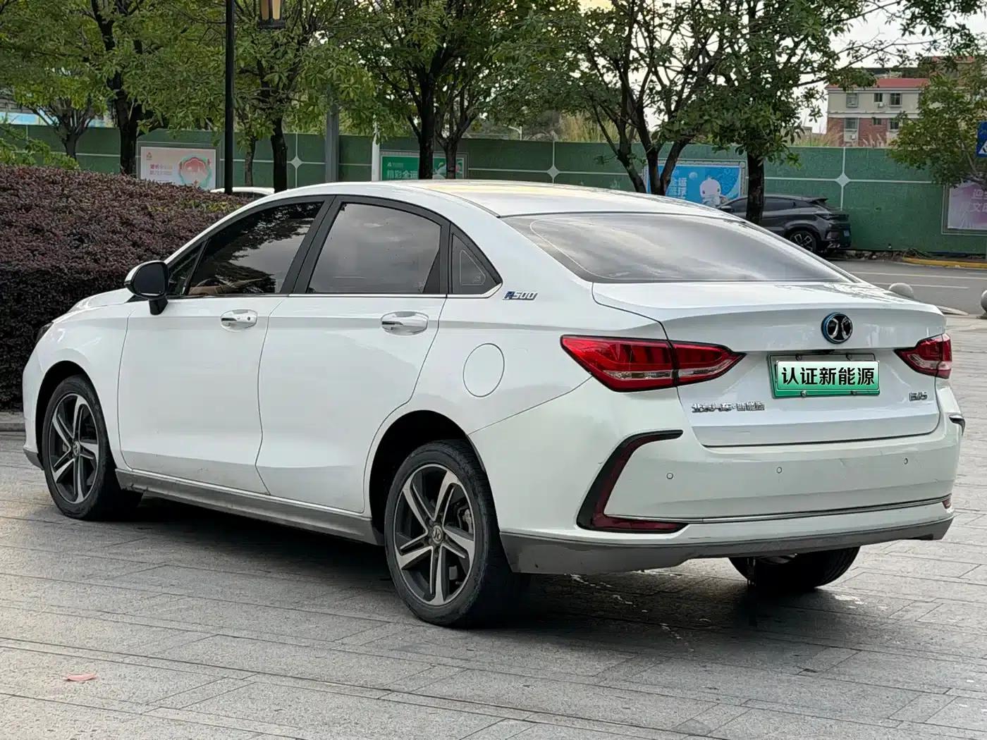 Beijing EU5 2019 R500 Smart Wind Edition — миниатюра 15