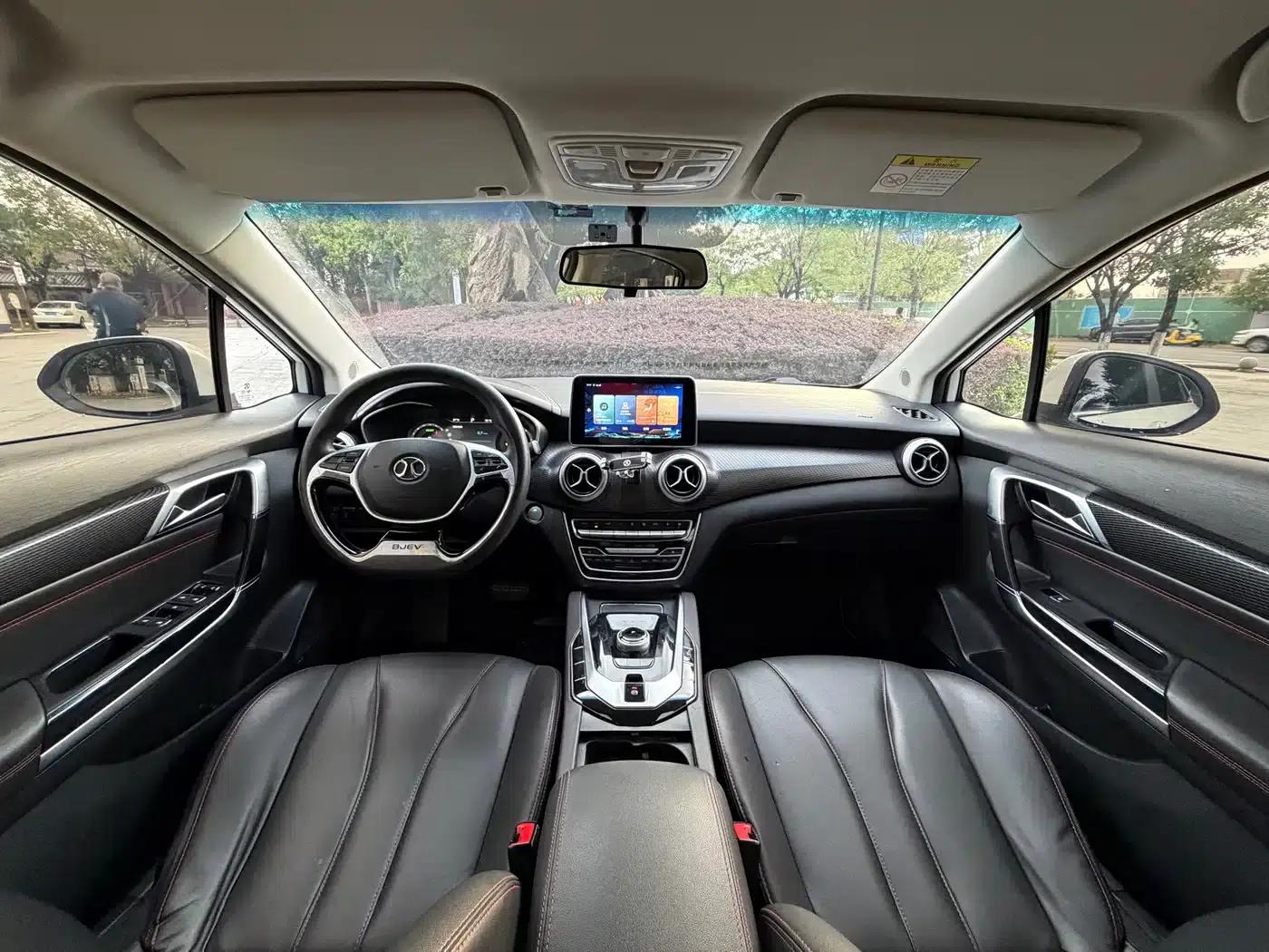 Beijing EU5 2019 R500 Smart Wind Edition — миниатюра 6