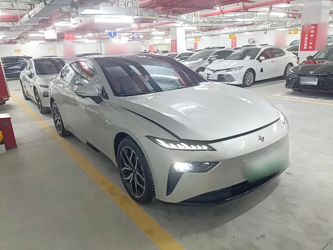 Dongfeng eπ eπ007 2025 Model Pure-Electric 565 All-Wheel-Drive Max Leading Edition — миниатюра 6