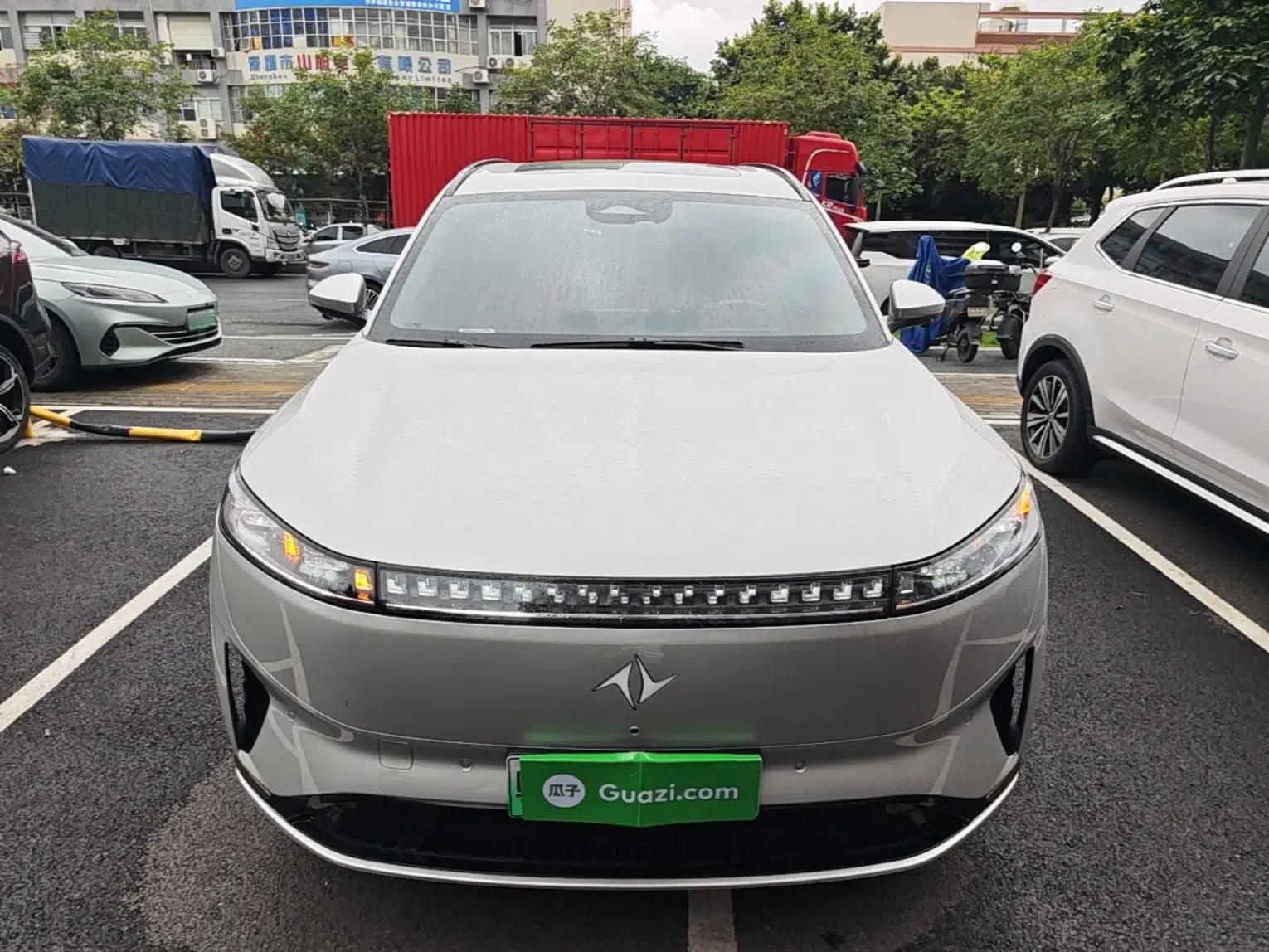 Dongfeng eπ eπ008 2025 210 Ultra Range-Extended Version 5 Seats — миниатюра 2