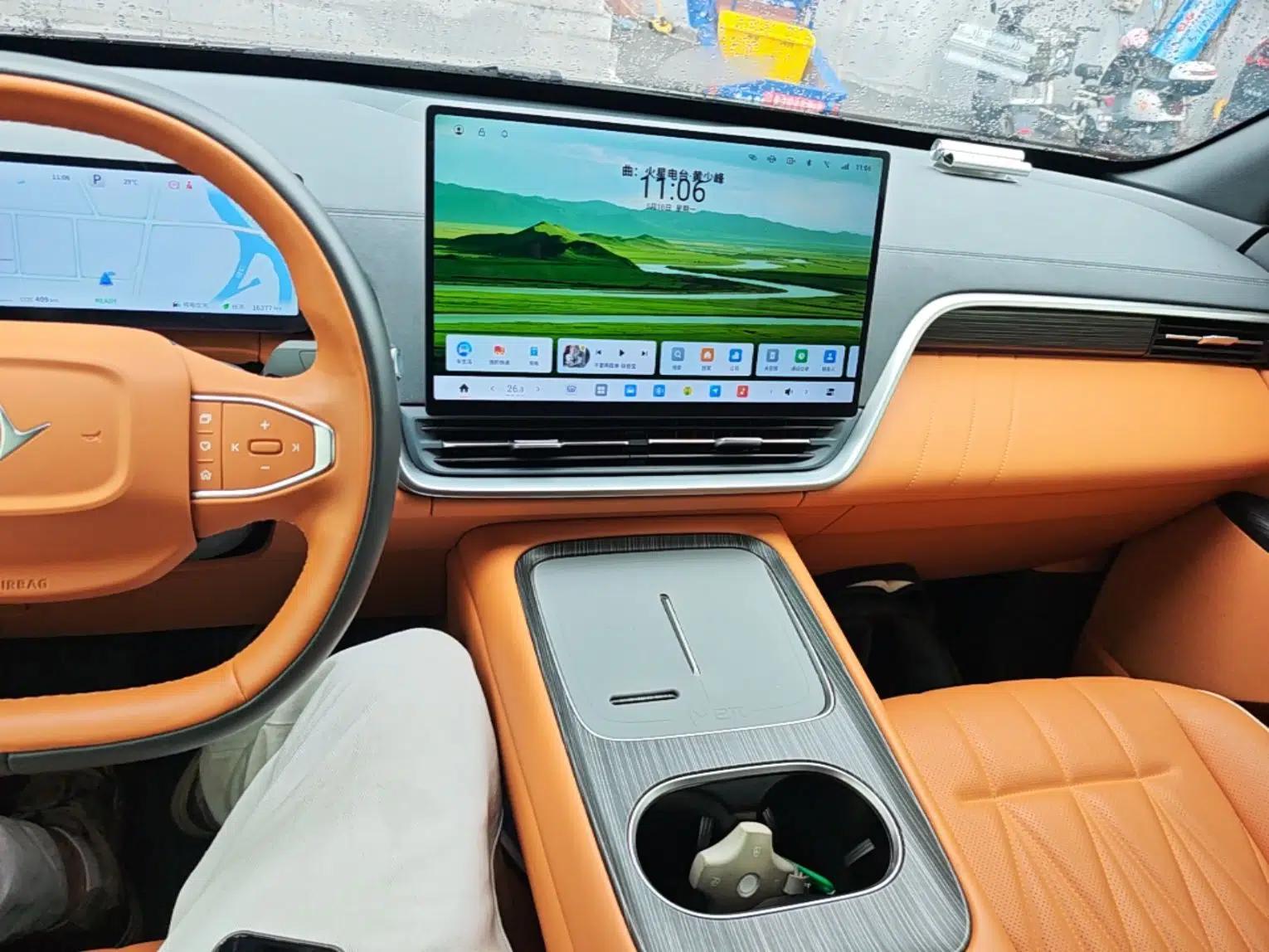 Dongfeng eπ eπ008 2025 210 Ultra Range-Extended Version 5 Seats — миниатюра 15