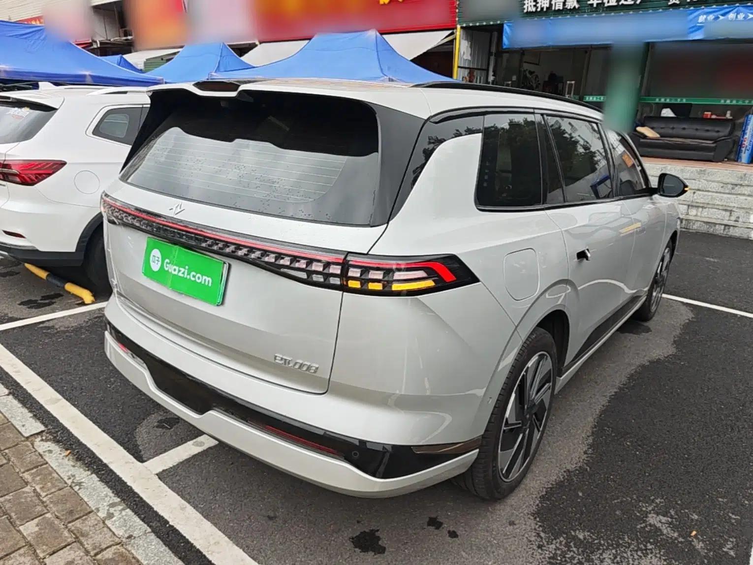 Dongfeng eπ eπ008 2025 210 Ultra Range-Extended Version 5 Seats — миниатюра 4
