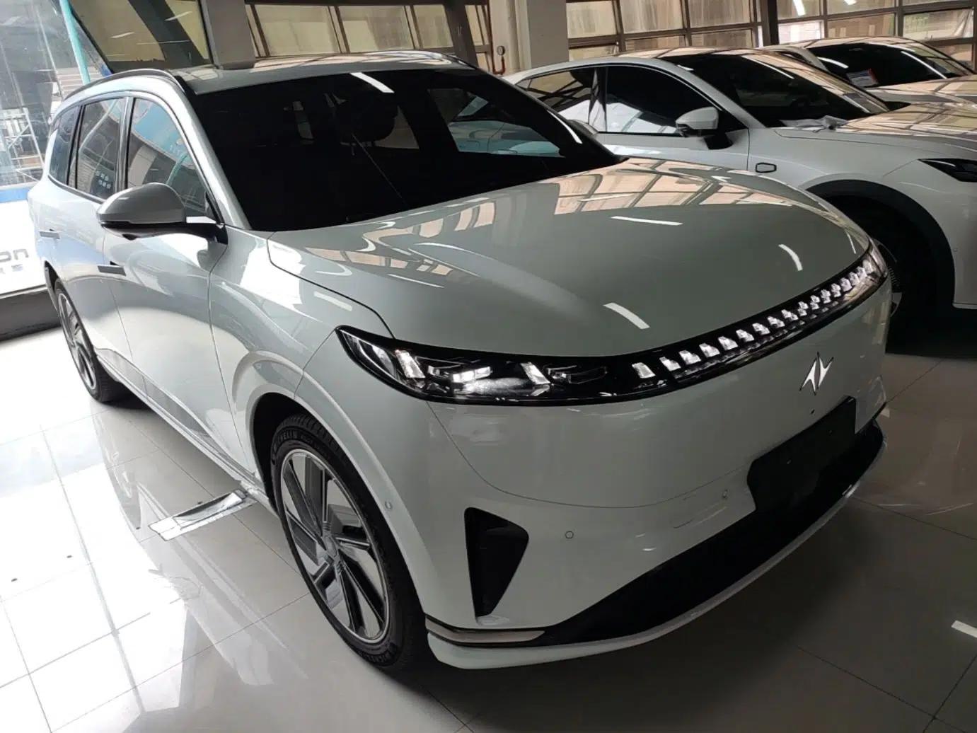 Dongfeng eπ eπ008 2025 636Ultra All-Electric Version 5 Seats — миниатюра 3
