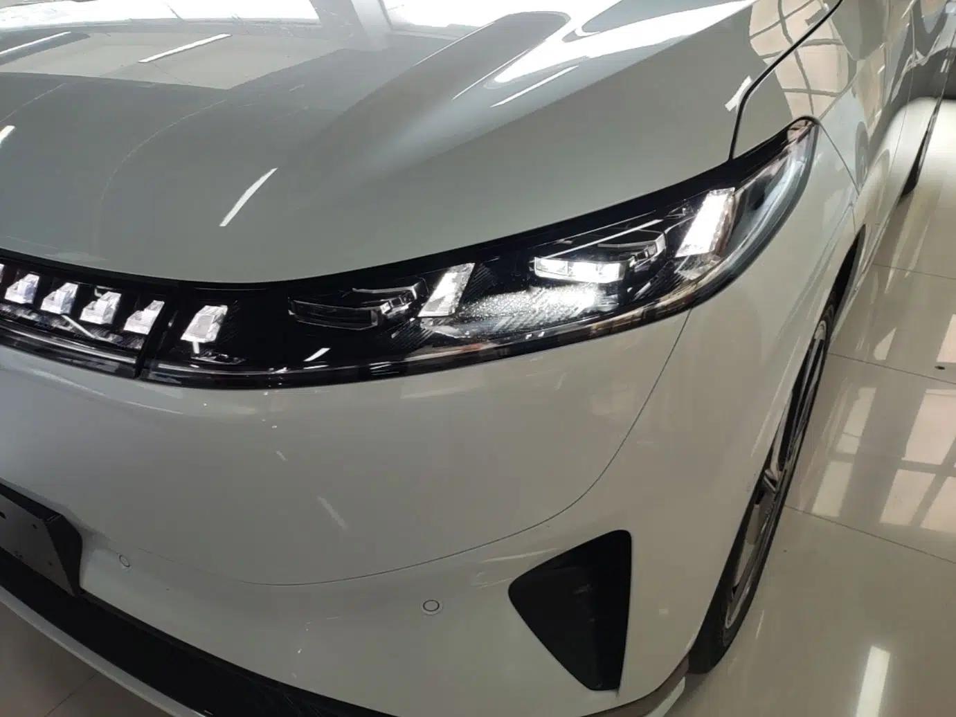 Dongfeng eπ eπ008 2025 636Ultra All-Electric Version 5 Seats — миниатюра 9