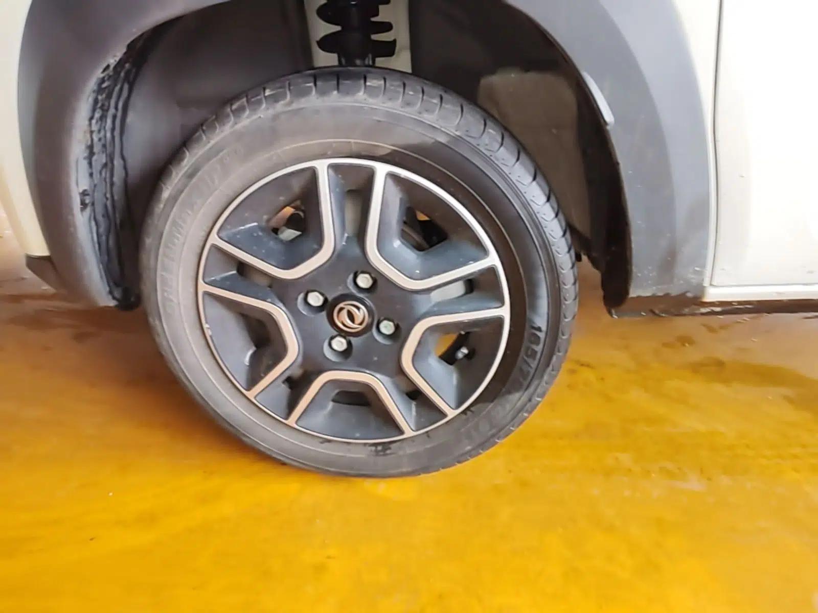 Dongfeng NAMMI EX1 2023 PRO Light Wind Edition Lightning Model — миниатюра 8