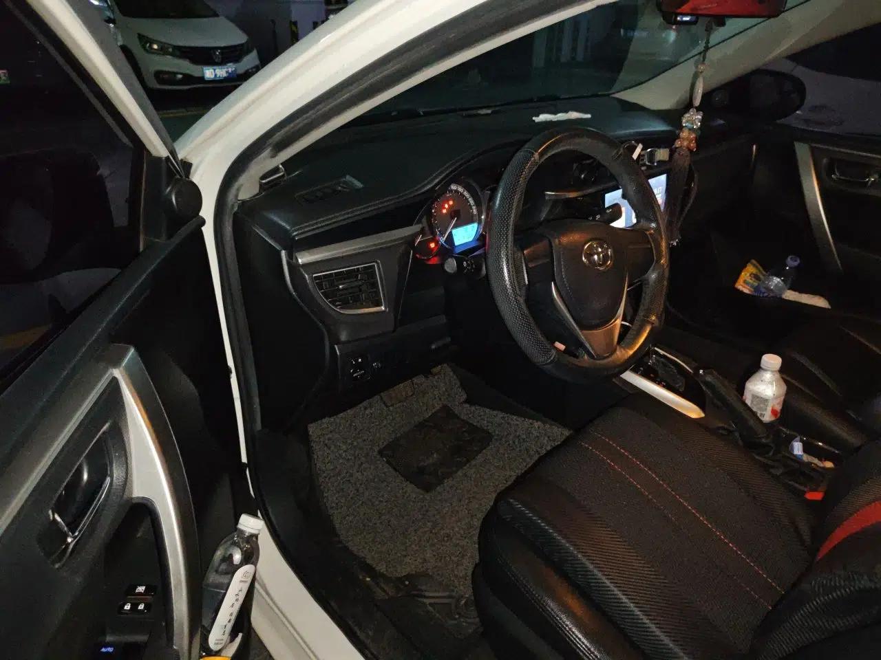 Toyota Corolla 2017 1.6L CVT GL — миниатюра 17