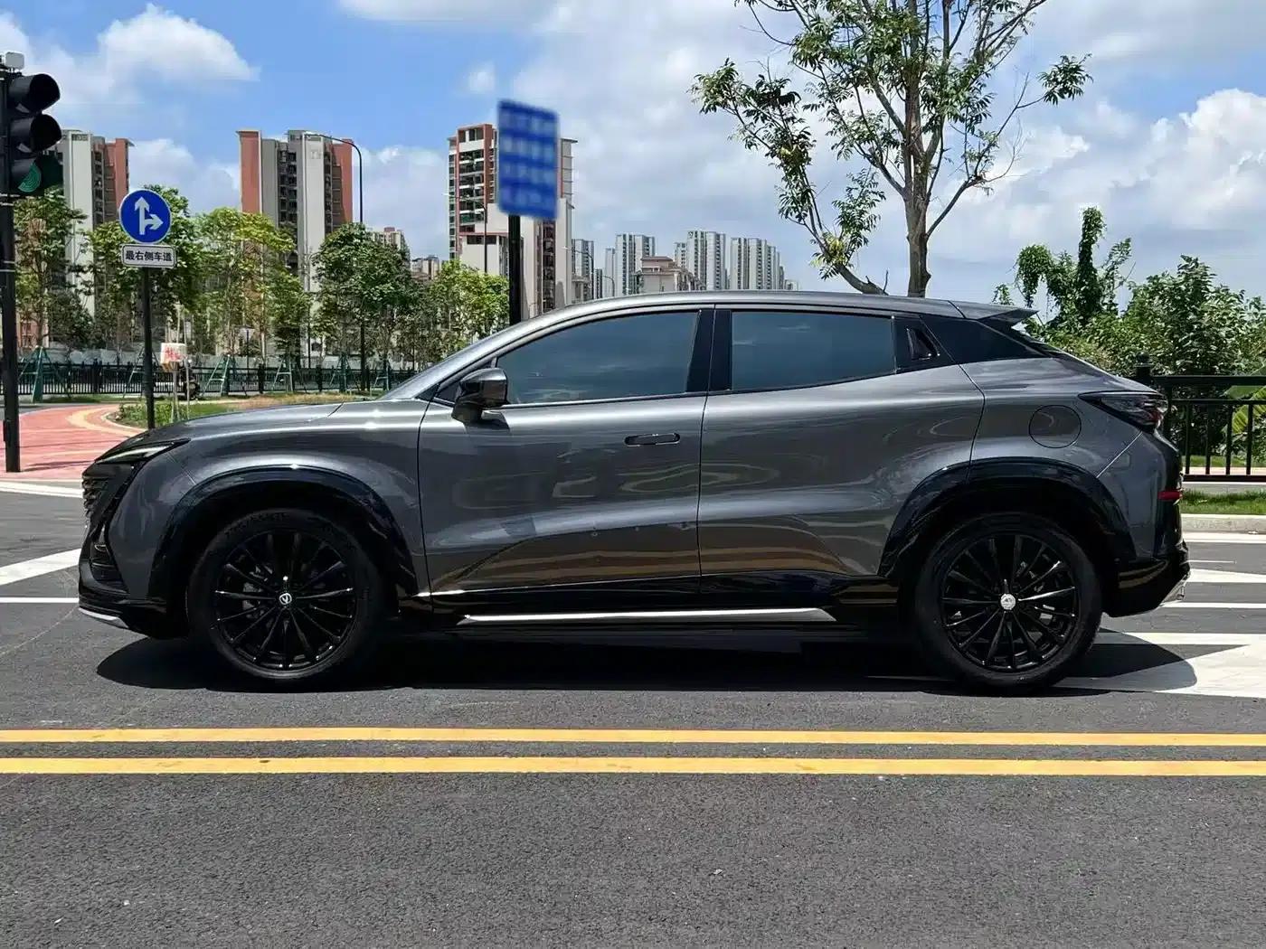 Changan UNI-T 2023 Second Generation 1.5T Premium Edition — миниатюра 3