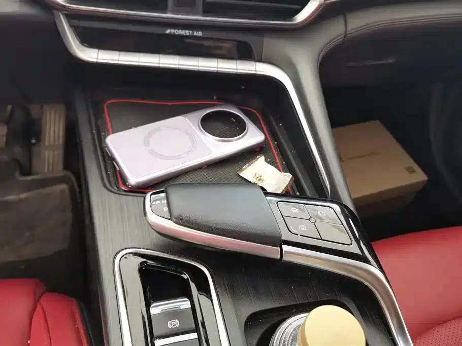 Changan UNI-T 2020 1.5T Premium Edition — миниатюра 16