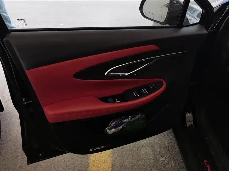 Changan UNI-T 2020 1.5T Premium Edition — миниатюра 7