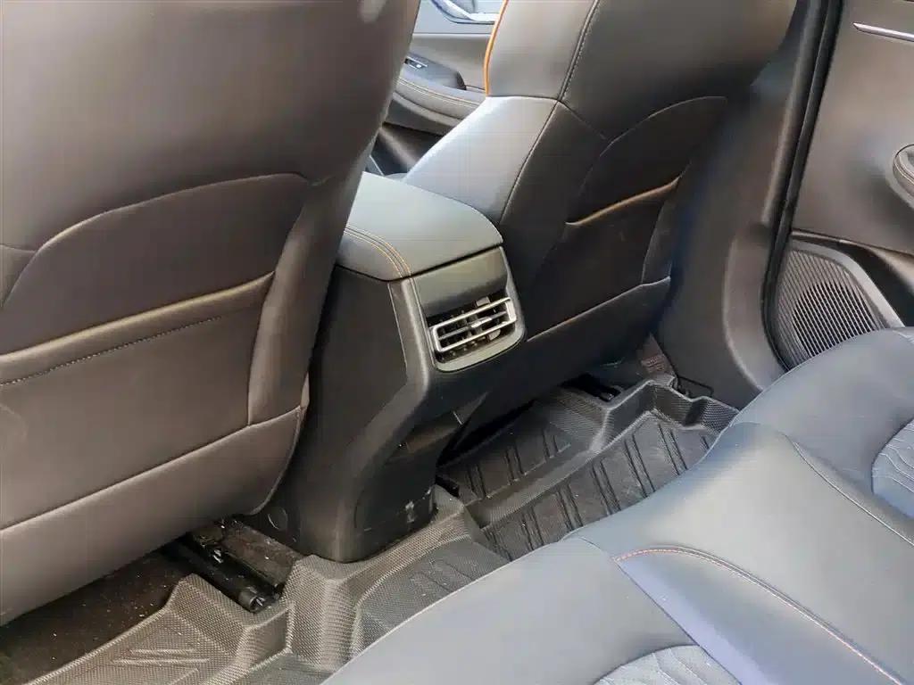 Changan UNI-T 2022 2.0T Premium Edition — миниатюра 9