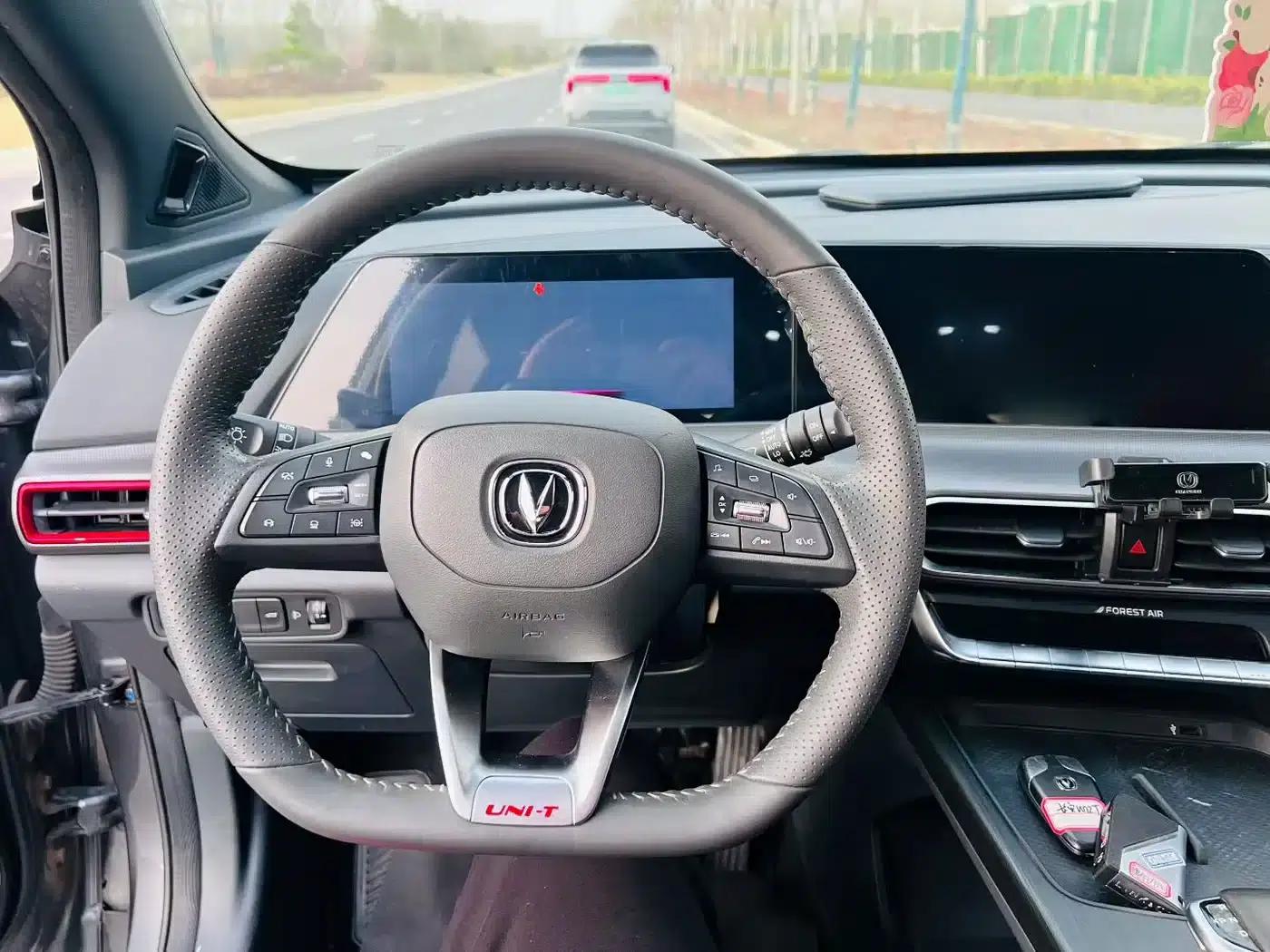 Changan UNI-T 2021 1.5T Sport Flagship Edition — миниатюра 7