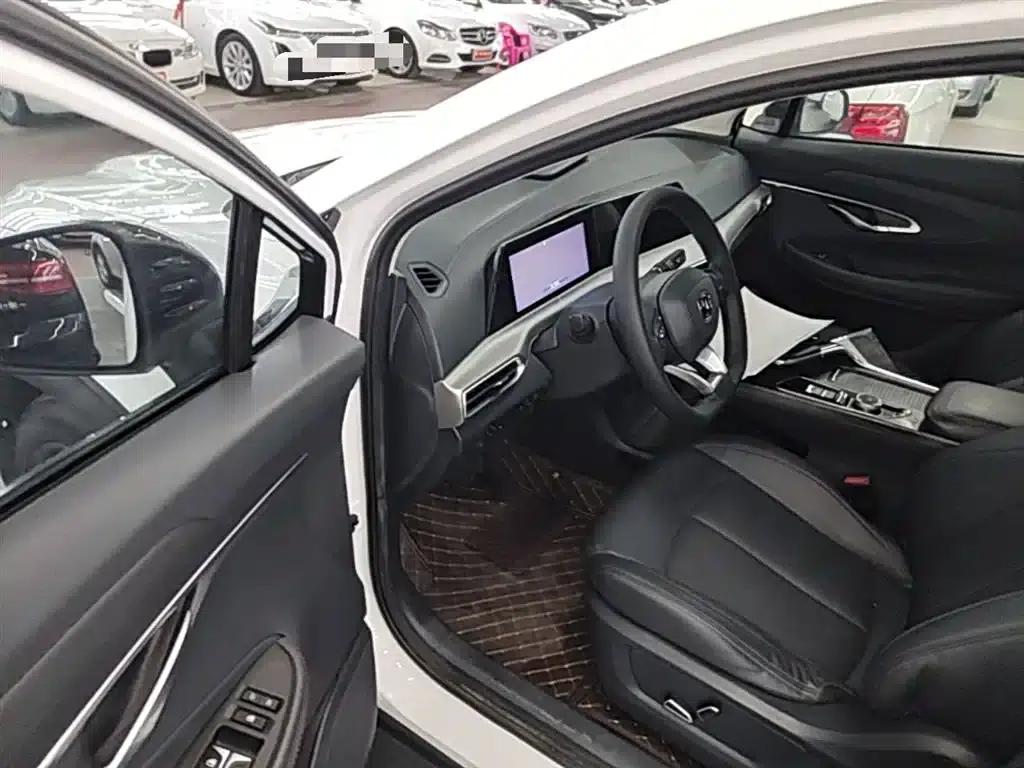 Changan UNI-T 2020 1.5T Premium Edition — миниатюра 16