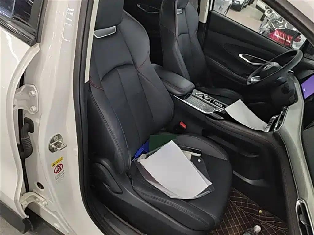 Changan UNI-T 2020 1.5T Premium Edition — миниатюра 25