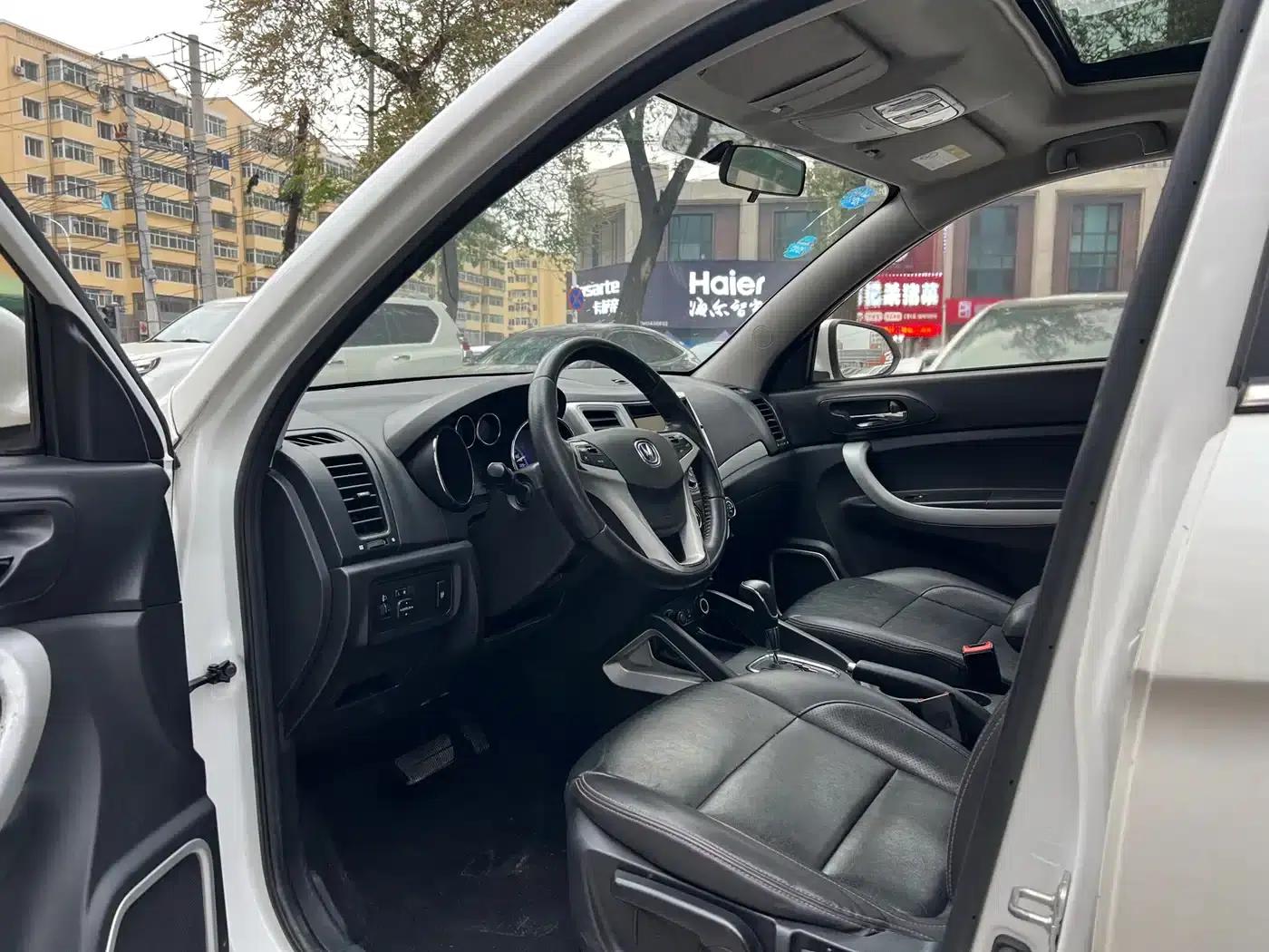 Changan CS35 2016 1.6L Automatic Deluxe (National V Emission Standard) — миниатюра 8