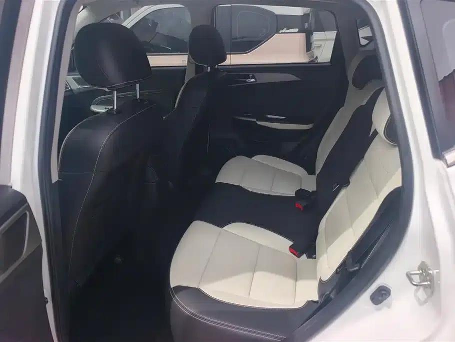Changan CS35 2017 1.6L Automatic Premium Edition — миниатюра 11