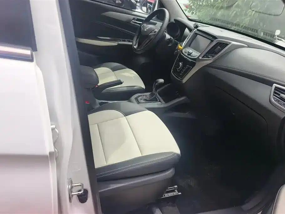 Changan CS35 2017 1.6L Automatic Premium Edition — миниатюра 8