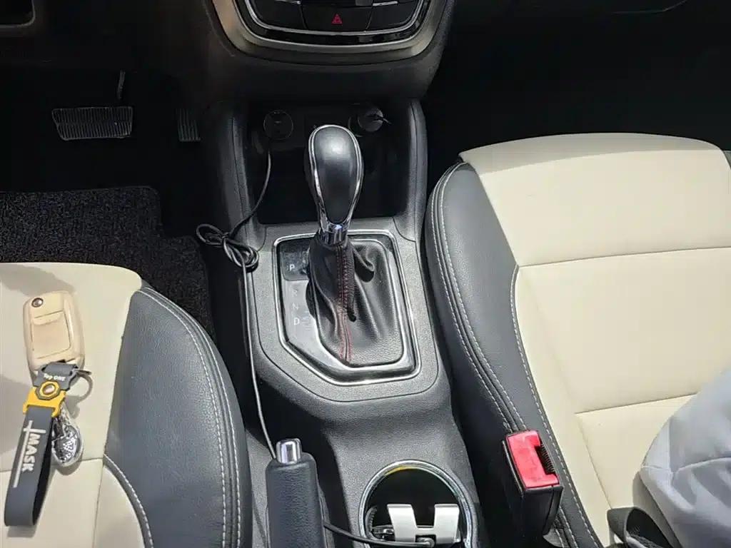 Changan CS35 2017 1.6L Automatic Deluxe Edition — миниатюра 14