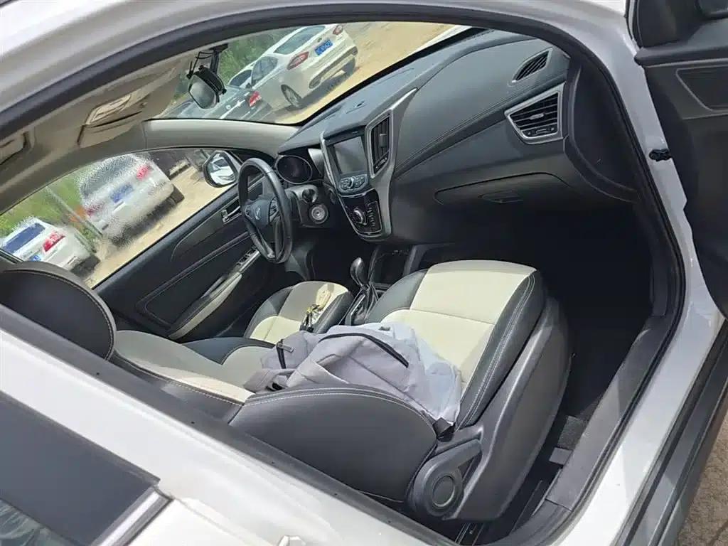 Changan CS35 2017 1.6L Automatic Deluxe Edition — миниатюра 25