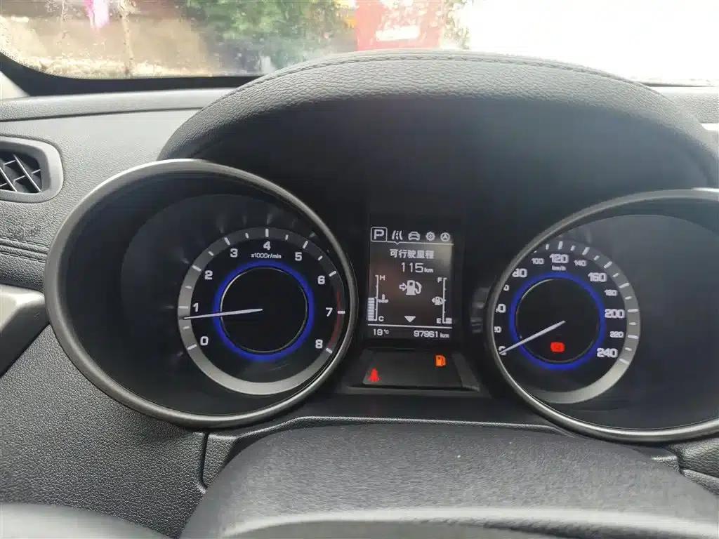 Changan CS35 2017 1.6L Automatic Deluxe Edition — миниатюра 12