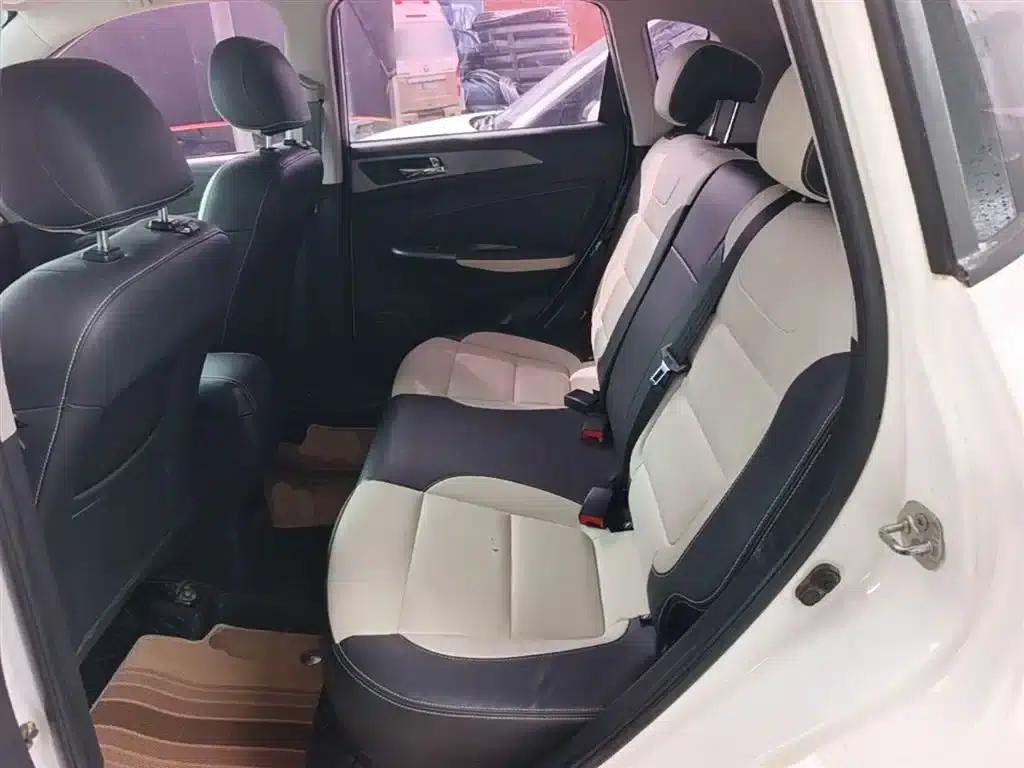 Changan CS35 2017 1.6L Manual Deluxe Edition — миниатюра 17