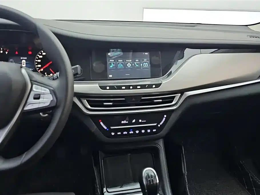 Changan CS35PLUS 2019 1.6L Manual Yue Lian Edition (National VI Emission Standard) — миниатюра 13