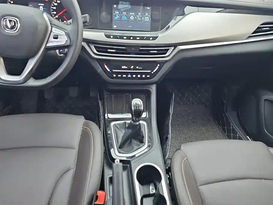 Changan CS35PLUS 2019 1.6L Manual Yue Lian Edition (National VI Emission Standard) — миниатюра 16