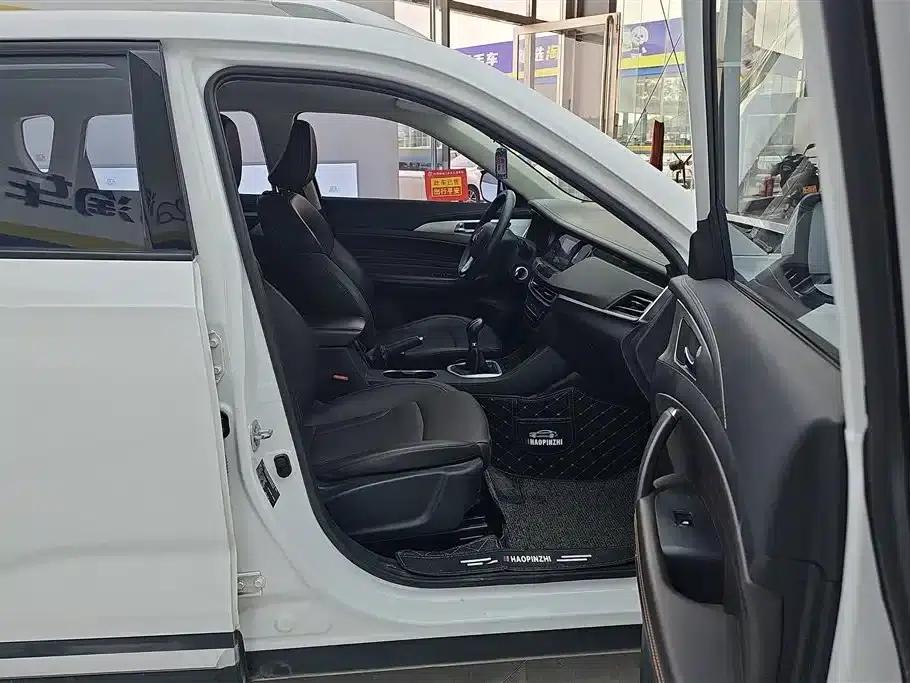 Changan CS35PLUS 2019 1.6L Manual Yue Lian Edition (National VI Emission Standard) — миниатюра 8