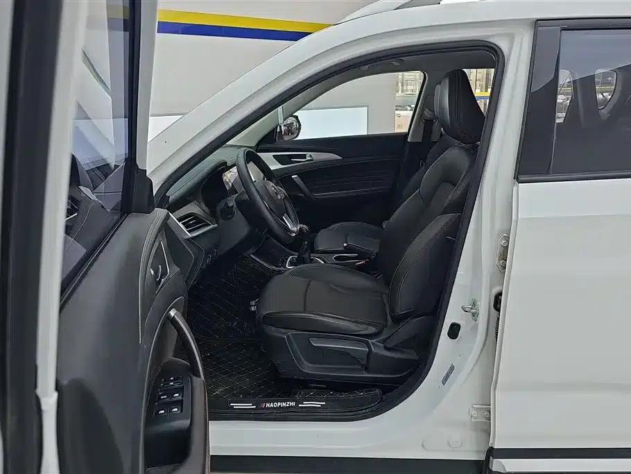 Changan CS35PLUS 2019 1.6L Manual Yue Lian Edition (National VI Emission Standard) — миниатюра 9