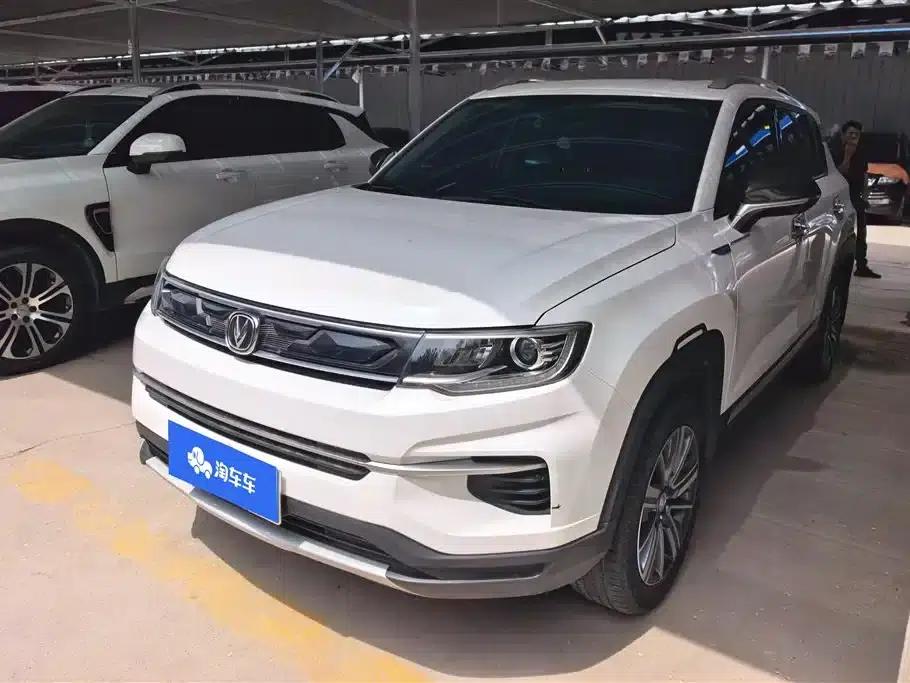 Changan CS35PLUS 2019 1.6L Manual Connected Edition — миниатюра 1