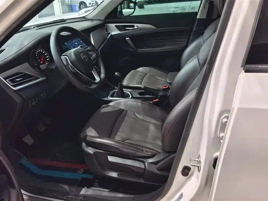 Changan CS35PLUS 2019 1.6L Manual Connected Edition — миниатюра 9