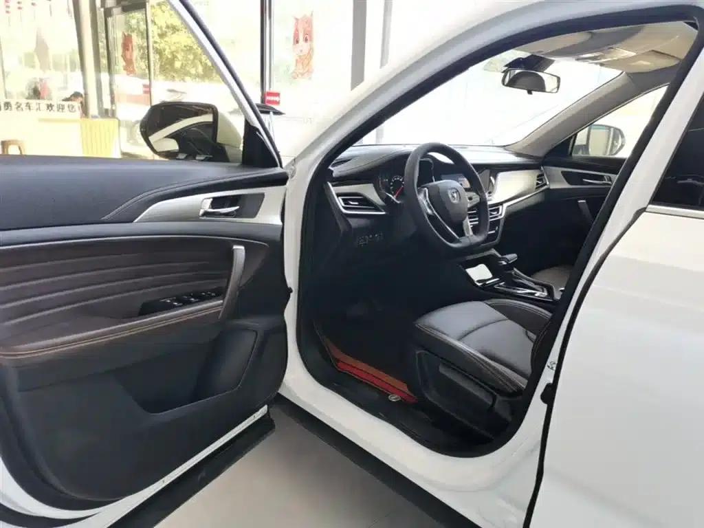 Changan CS35PLUS 2018 1.6L Automatic Cool Link Edition (National V Emission Standard) — миниатюра 16