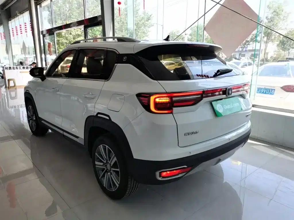Changan CS35PLUS 2018 1.6L Automatic Cool Link Edition (National V Emission Standard) — миниатюра 5