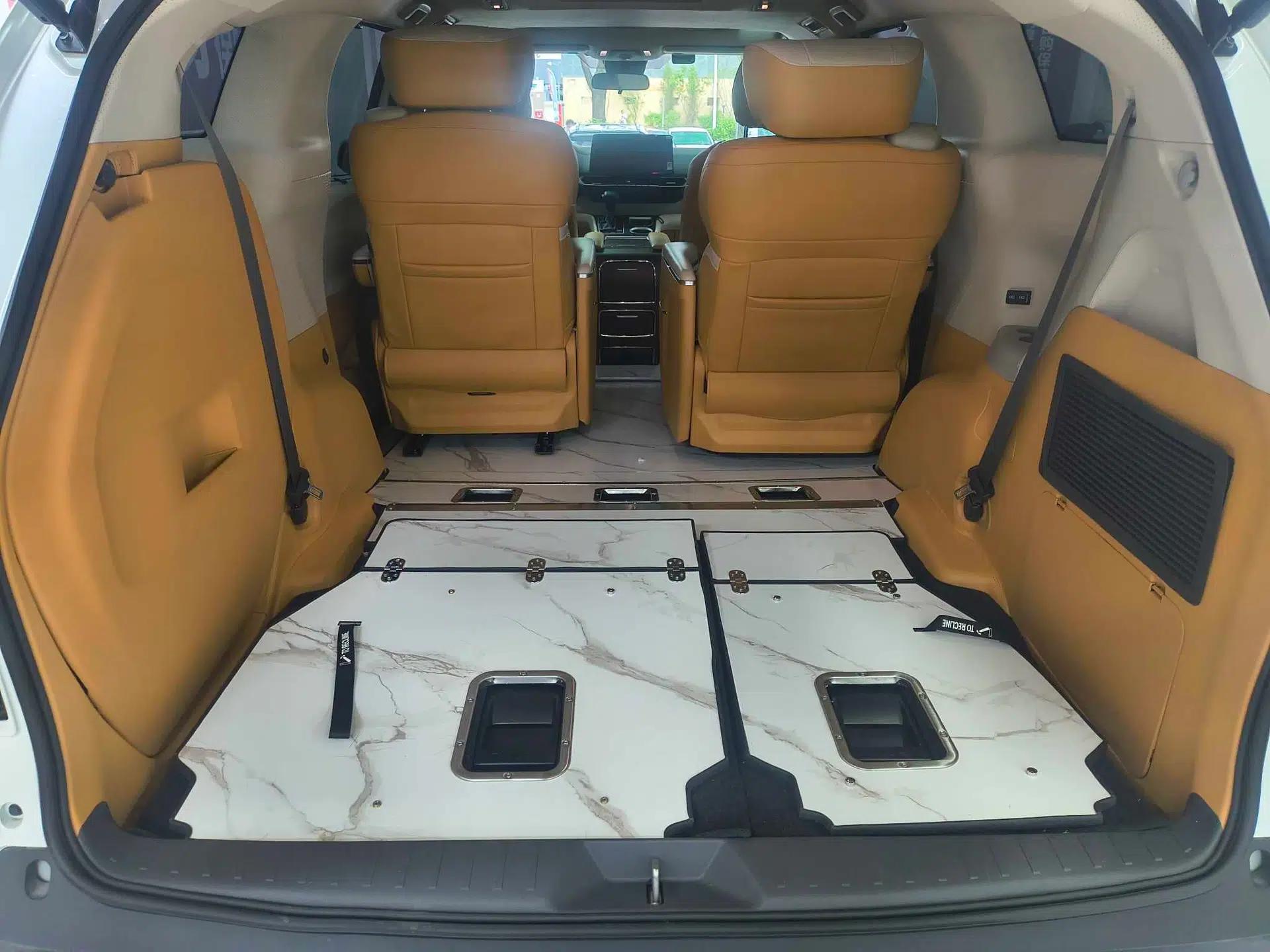 Toyota SIENNA 2023 2.5L Hybrid Comfort Edition — миниатюра 20