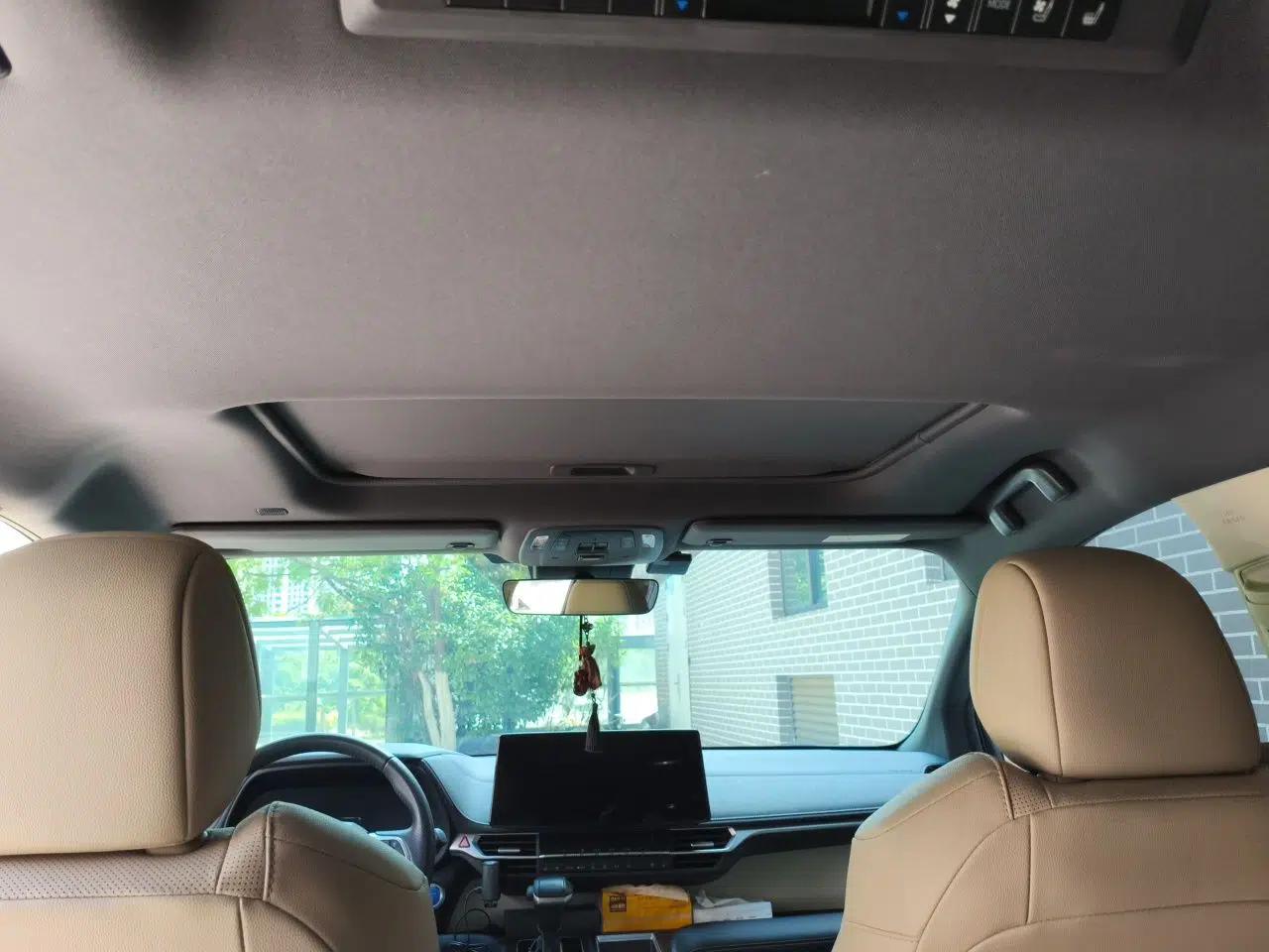 Toyota SIENNA 2023 2.5L Hybrid Deluxe Edition — миниатюра 19