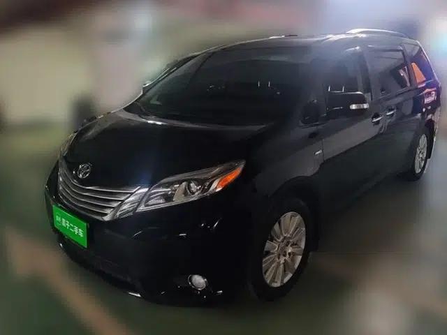 Toyota SIENNA 2017 3.5L Four-Wheel Drive Limited 7-Seater Canadian Version