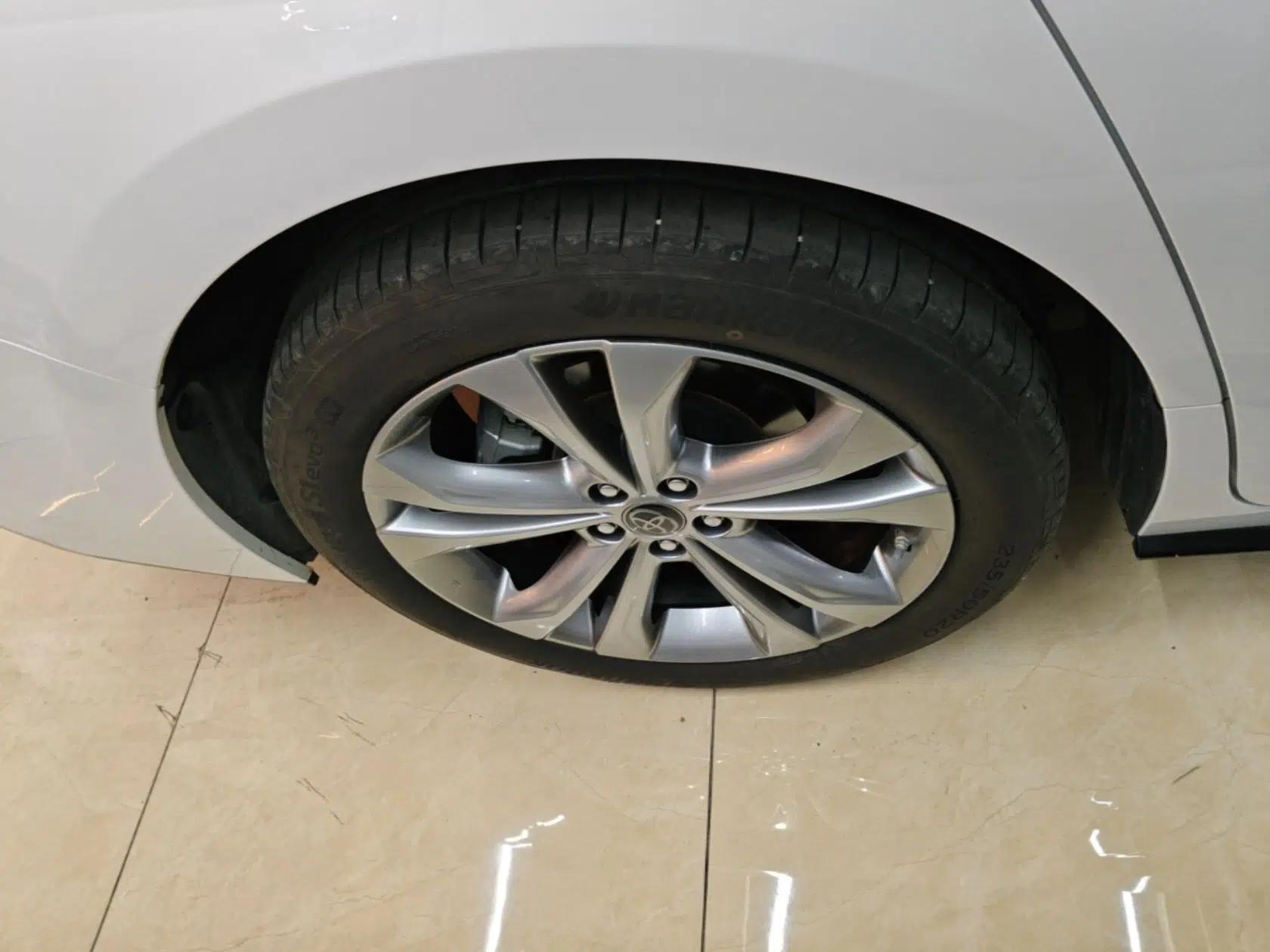 Toyota SIENNA 2023 2.5L Hybrid Deluxe Edition — миниатюра 10